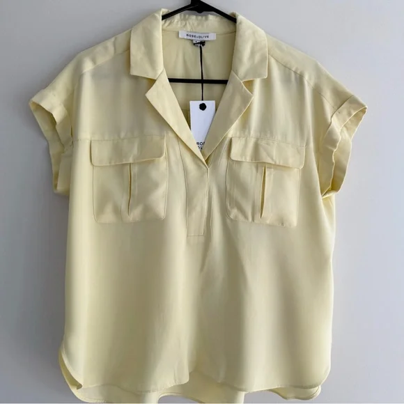 Rose & Olive Pale Yellow Camp-Collar Short Sleeve Blouse - Picture 3 of 7